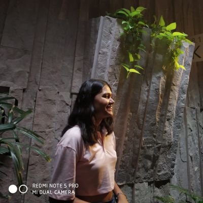 Ragini Pandey Profile