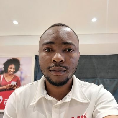 SimwingaDanny's profile picture. Non