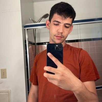 ManuelR15910274's profile picture. 