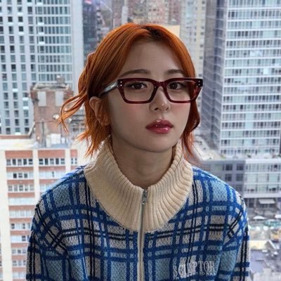 livrightfim's profile picture. 