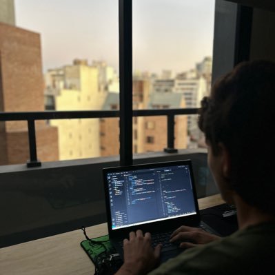 jtella_dev's profile picture. AI Engineer - CS Student
Argentina 🇦🇷