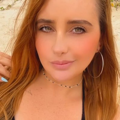Olá stalker 🤪 - atriz com DRT bb 🎬 - uso o twitter p falar sozinha mesmo.