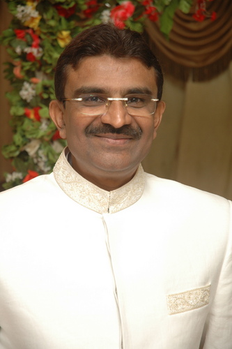 rashmin1506's profile picture. Manufacturer of Jewellery,Eyewear & writing Instruments, men's accessories in 95 Pt Platinum, 18KT & 925 Sterling Silver