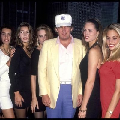 Christophe12823's profile picture. I am the herofmyownlife