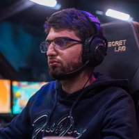 MIH ZyK0o (@zyk0otft) 's Twitter Profile