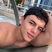 Alex (@alexanderanro) 's Twitter Profile