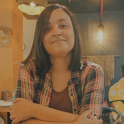Entertainment Journalist | Bibliophile | Cinephile & weeb