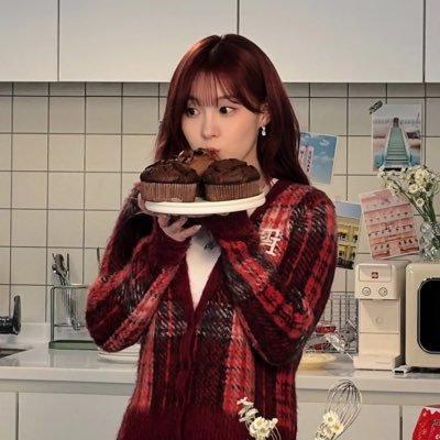 gebelagihuft's profile picture. Picking up my cherry shaped love for you🍒