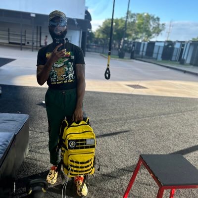 Student Pilot. Surgical Tech Student. TxSUAlumni. FashionGod. HealthGuru. NatureBoy. Investor.