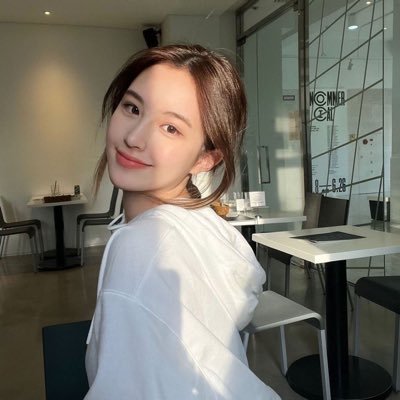 jourviere's profile picture. #studyacc ⭑