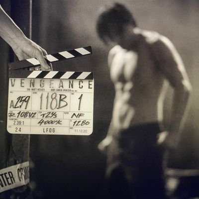 Bruce_Wayne_37's profile picture. 🎭