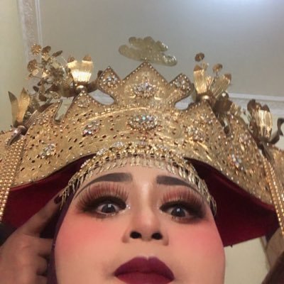 ulynrfrhh's profile picture. 