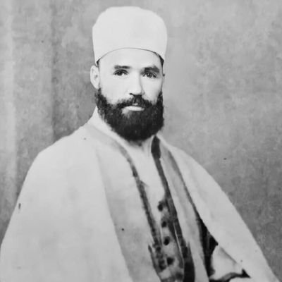 وبعون ربك يا مصر تردين طاغوت العصر
من غيرك حزام الظهر ودها المغول تبيد