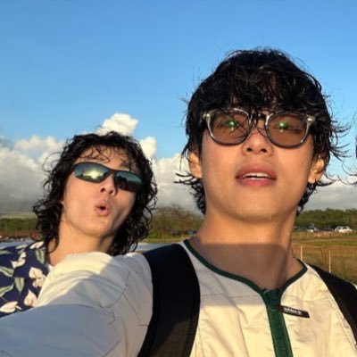 symphonythv's profile picture. wherever u r 7 ♡.