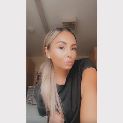 Georgiex0x's profile picture. Georgie 33 Lincolnshire 🏠 🙎🏼 insta : georgie Louise 💁🏼‍♀️ Chelsea fc 🩵