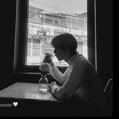 yourstranger7's profile picture. cuma cinta sanji, jaejoong, newwiee, liz dan ningning | ngetweet jomok, gausah follow