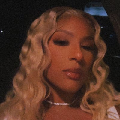 Kelss244's profile picture. 💰.