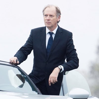 Publisher (https://t.co/uvu9ccM7GE), writer (https://t.co/NQNmNyEGD8), Tweets op persoonlijke titel. Blokkeer anonieme accounts.