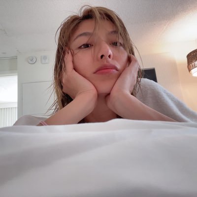 OhishiMitsuki's profile picture. 2004年〜モデルをしてます。結婚して地元浜松に住みながら お仕事をさせてもらっています。好きなものは 海の中と お昼寝と 愛犬リトモ。