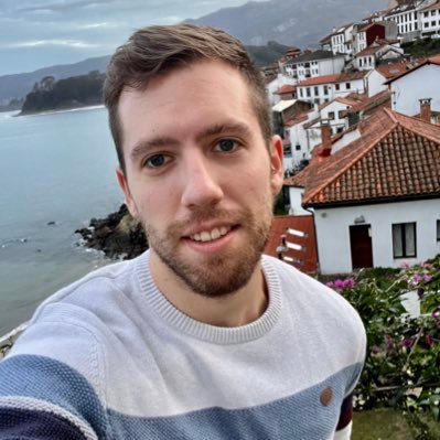 Software developer al que le encantan las tostadas con tomate 🍅😎 Me gusta hablar, así que daré la turra por aquí de vez en cuando 🥸