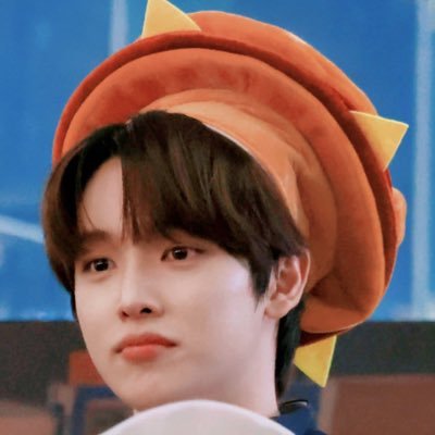 Schan071907's profile picture. 9n 성인