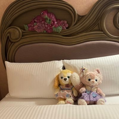 iwakumi's profile picture. 小学生の双子ワンオペ中。 ディズニーやトイプードル、いろんなライブが趣味 だが、産前のようにはライブに行けない(ｰ ｰ;)育児と仕事の両立に苦戦😨なので現実逃避しつつ楽しいことを模索中😊 趣味と仕事（薬剤師として）呟いてます！私の中ではNO MUSIC is NO LIFE