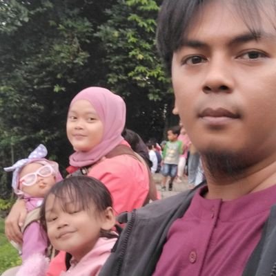 PudjaGunawan's profile picture. 070419