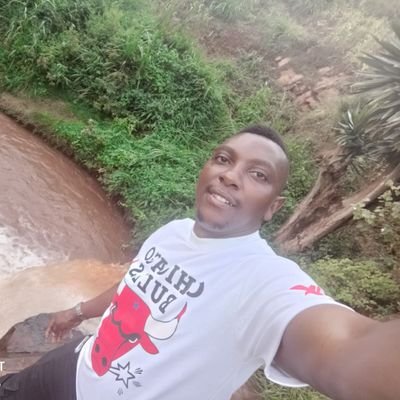 2b12818daf5c42f's profile picture. loyalty pays