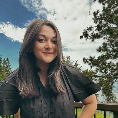 juliametzger's profile picture. nyc attorney | theater kid | she/her/hers