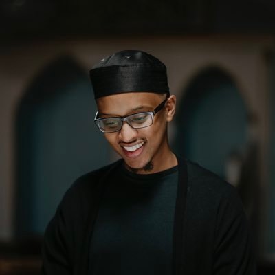 Arabic Instructor @thelegacyi | Cert. in Arabic, Dip. in Arabic & Islamic Sciences, BA in Islamic Law - Imam Saud University, Riyadh |