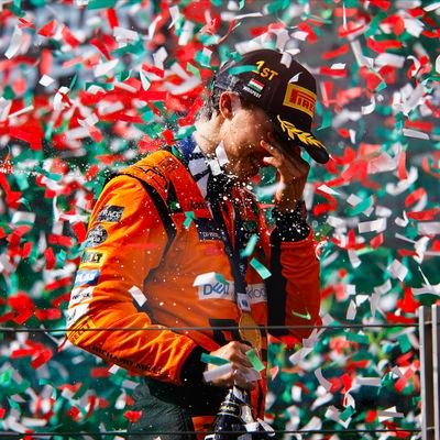 simply lovely. simply max verstappen. MV33 OP81 SP11 DR03 SV05