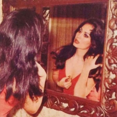 ahhgulendamm's profile picture. genc wertherin salakligi var uzerimde