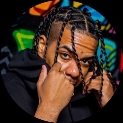 Graphic Artist by Day.
Anime & Music Lover by Night.