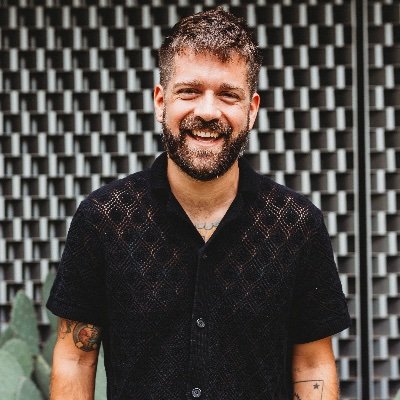 Lead Technical Architect @webflow. Spare time includes riding bikes, eating plants, board games, hiking, & camping. (he/him)