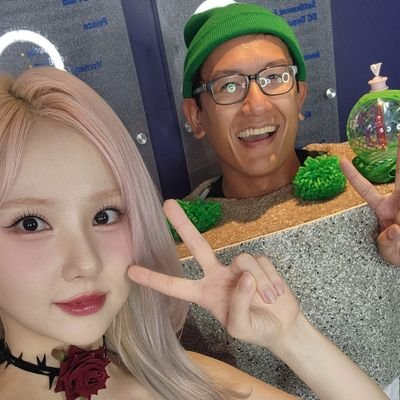 highway engineer by day,
cosplayer/event volunteer by night. life's too short to not live it to its fullest. ~ClariST/Buddy/Na.V~ 🇰🇭