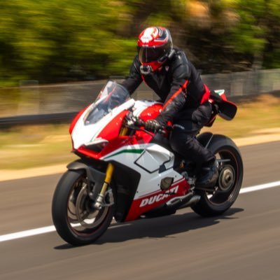 Moto Content Creator and photographer located in beautiful in Tampa, FL. 28K+ Instagram. 5K+ YouTube.