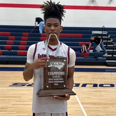 LWCS💍❤️🔜LHS| 6’3 Senior| #0 Guard C/O 2025| IG-Boutbizmanny|mannyraw13@g|