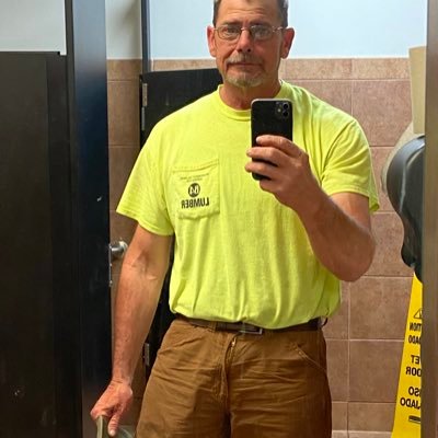 Mike83146774880's profile picture. If you scam, I will block ❌
