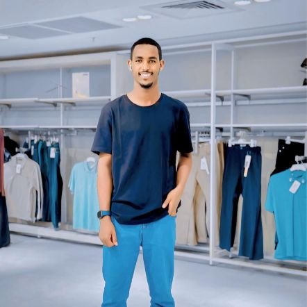 muqtaarheykal's profile picture. 🎓Student at Jamhuriya university | facult of Information Technology | Business Man | Crypto invester & Trader💰