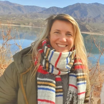 FlorCanuZ's profile picture. Lic en Administracion. Analista de Operaciones con Organismos Internacionales en MECON🇦🇷 Fanática de Boca y de Miami Heat. Cocinera en potencia. Just Do It.