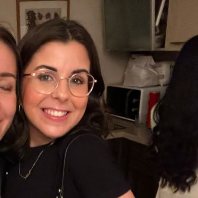 gracienat0r's profile picture. surreal but nice 💜🪩 she/her