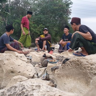 AtasJadid68323's profile picture. selalu bersyukur 🤲🤲
