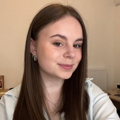 alicia_pern's profile picture. 