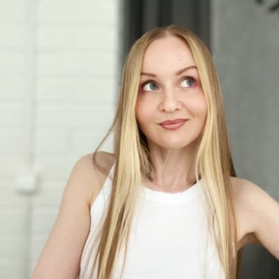 withforgetmenot's profile picture. записываю всякое, чтобы перечитывать через 10 лет, сохраняю барные смолтоки и разные ситуации. шью одежду