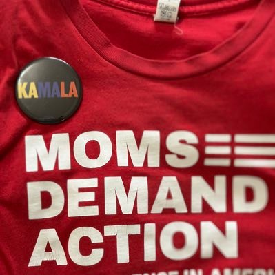 Former elected official in Nebraska...now making a difference in Kansas! Gun Sense Voter. ❤️manatees. 🇺🇦