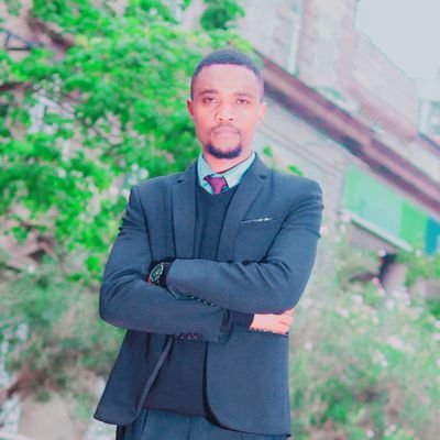 ♥Manchester United,🔴
French Boy,🇫🇷
Greek Orthodox,🙏
Civil Engineer,🎓
Project Manager at OF Limited🎖