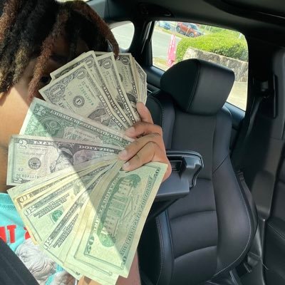 mhavinnit6's profile picture. 