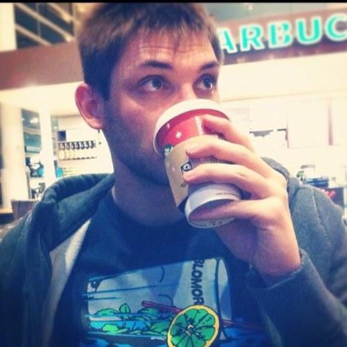 AndreaMartina1's profile picture. 