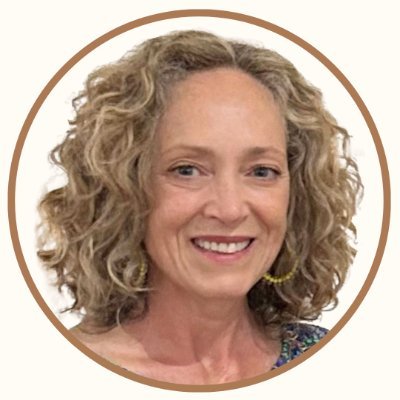 PR/Mktg/Comms Pro, Heathcare Specialist, Science/Nature Lover, Arts & Culture Aficianado, Aspiring Athlete, Tennis Fan, Family Woman, Caring Community Member