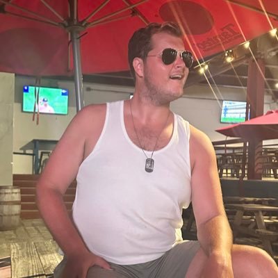 lady porn bots please stop following me I am so gay. or at least start liking my posts thank you